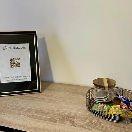 Maison Renovee -2 - Terrasse - Local Velo - Centre Holiday home *