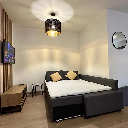 Maison Renovee -2 - Terrasse - Local Velo - Centre *